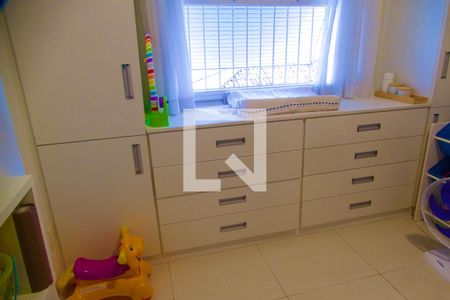 Apartamento para alugar com 100m², 3 quartos e 1 vaga Apartamento para alugar com 100m², 3 quartos e 1 vagaQuarto