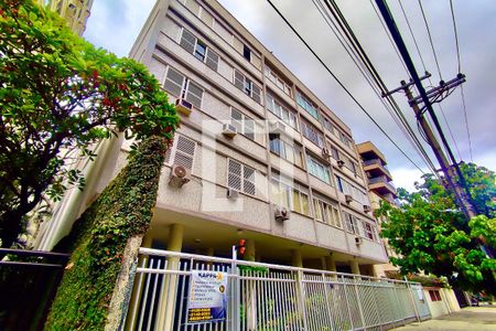 Apartamento para alugar com 100m², 3 quartos e 1 vaga Apartamento para alugar com 100m², 3 quartos e 1 vagaFachada