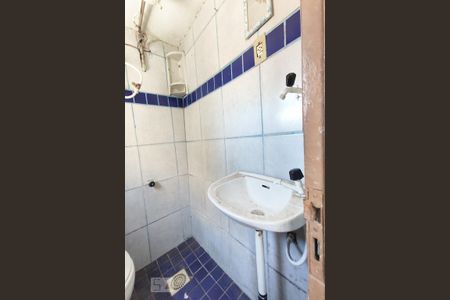 Apartamento para alugar com 30m², 2 quartos e sem vaga Apartamento para alugar com 30m², 2 quartos e sem vagaBanheiro