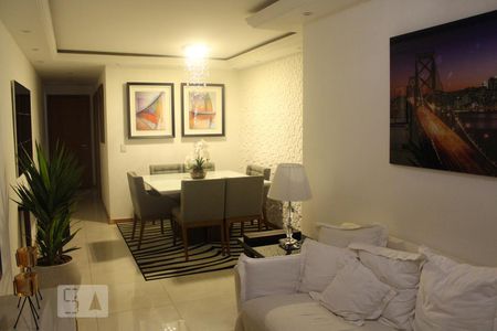 Sala de apartamento à venda com 2 quartos, 100m² em Bangu, Rio de Janeiro