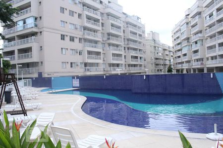 Apartamento à venda com 100m², 2 quartos e 1 vagaÁrea comum - Piscina
