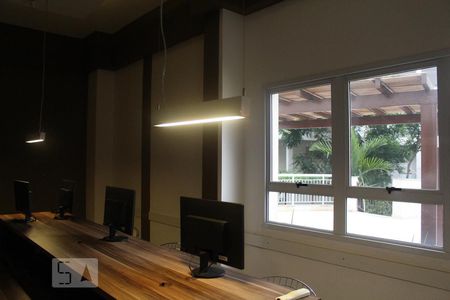 Apartamento à venda com 100m², 2 quartos e 1 vagaLan house