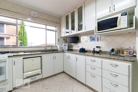 Casa à venda com 200m², 3 quartos e 2 vagas Casa à venda com 200m², 3 quartos e 2 vagasCozinha