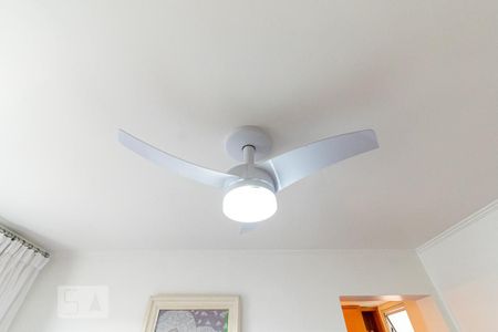 Casa à venda com 200m², 3 quartos e 2 vagas Casa à venda com 200m², 3 quartos e 2 vagasSuíte