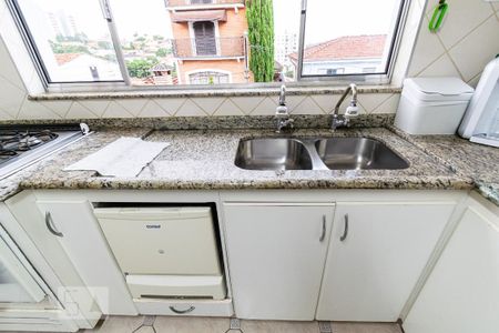 Casa à venda com 200m², 3 quartos e 2 vagas Casa à venda com 200m², 3 quartos e 2 vagasCozinha