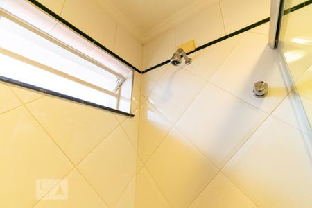 Casa à venda com 200m², 3 quartos e 2 vagas Casa à venda com 200m², 3 quartos e 2 vagasBanheiro da Suíte