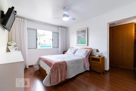 Suíte de casa à venda com 3 quartos, 200m² em Vila do Encontro, São Paulo