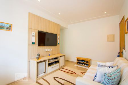 Sala de apartamento para alugar com 3 quartos, 68m² em Campestre, Santo André
