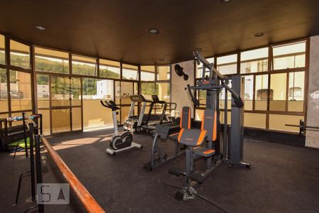 Apartamento para alugar com 60m², 1 quarto e 2 vagas Apartamento para alugar com 60m², 1 quarto e 2 vagasÁrea Comum - Academia