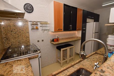 Apartamento para alugar com 60m², 1 quarto e 2 vagasCozinha