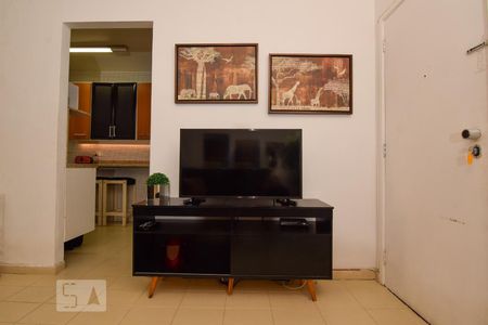 Sala de apartamento para alugar com 1 quarto, 60m² em Barra Funda, Guarujá