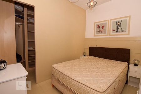 Quarto de apartamento para alugar com 1 quarto, 60m² em Barra Funda, Guarujá