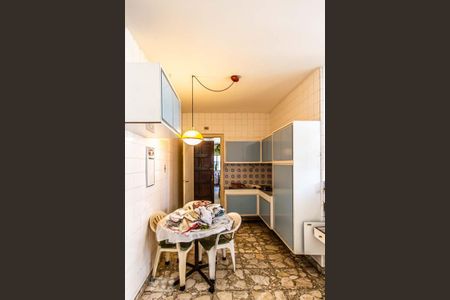 Apartamento à venda com 120m², 4 quartos e 1 vaga Apartamento à venda com 120m², 4 quartos e 1 vagaCozinha