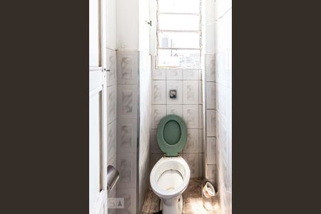 Apartamento à venda com 120m², 4 quartos e 1 vaga Apartamento à venda com 120m², 4 quartos e 1 vagaBanheiro de serviço