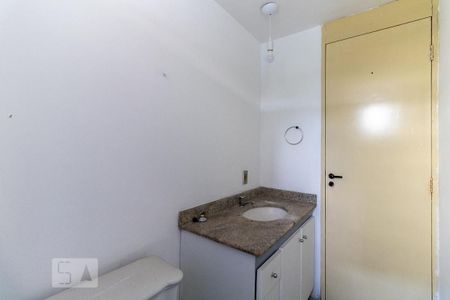 Apartamento para alugar com 65m², 2 quartos e 1 vaga Apartamento para alugar com 65m², 2 quartos e 1 vagaBanheiro