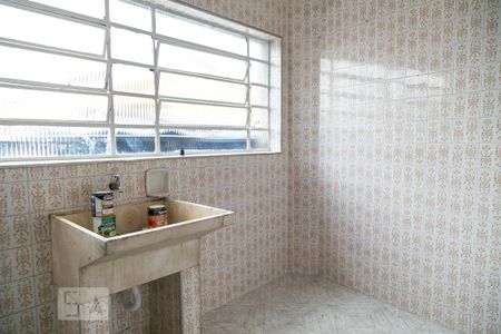Apartamento para alugar com 75m², 2 quartos e sem vagaÁrea de serviço