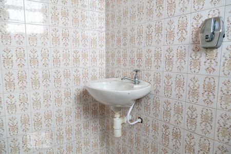 Apartamento para alugar com 75m², 2 quartos e sem vagaBanheiro de Serviço