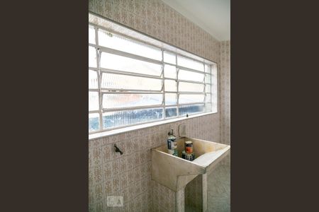 Apartamento para alugar com 75m², 2 quartos e sem vagaÁrea de serviço