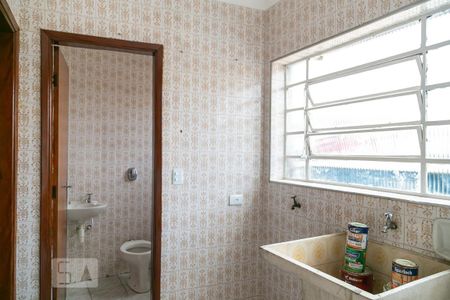 Apartamento para alugar com 75m², 2 quartos e sem vagaÁrea de serviço