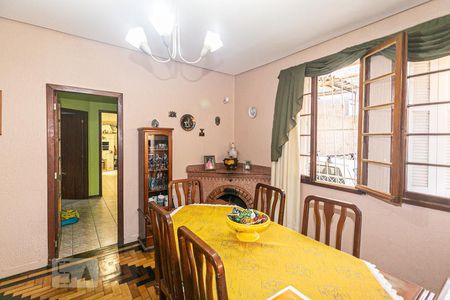 Sala de Jantar de casa à venda com 3 quartos, 140m² em Azenha, Porto Alegre