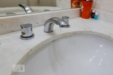 Apartamento à venda com 42m², 1 quarto e 1 vagaBanheiro