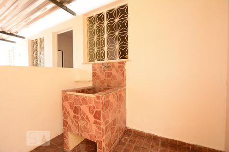 Casa para alugar com 50m², 1 quarto e sem vagaÁrea de Serviço