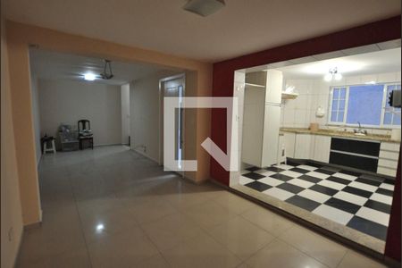 Casa à venda com 370m², 3 quartos e 3 vagasSala - Casa 2