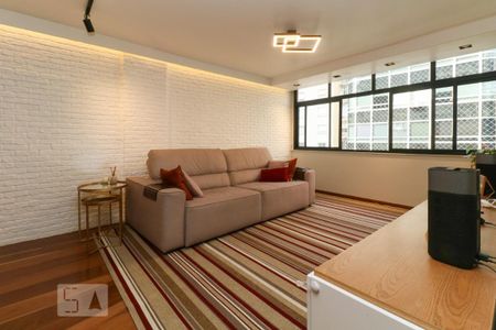 Sala de apartamento para alugar com 3 quartos, 133m² em Jardim Paulista, São Paulo