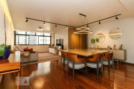 Sala de apartamento para alugar com 3 quartos, 133m² em Jardim Paulista, São Paulo