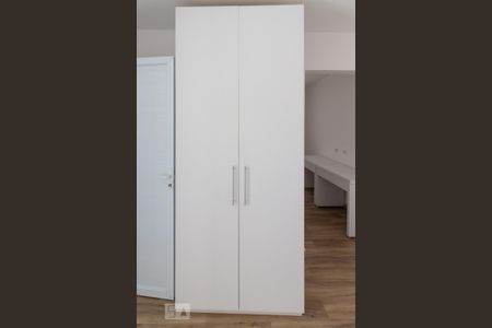 Studio para alugar com 30m², 2 quartos e sem vagaKitnet - Armários