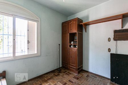 Casa à venda com 387m², 4 quartos e 2 vagasQuarto 4