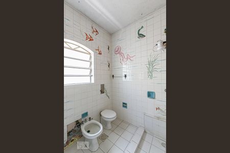 Casa à venda com 387m², 4 quartos e 2 vagasBanheiro 1