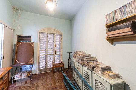 Casa à venda com 387m², 4 quartos e 2 vagasQuarto 1