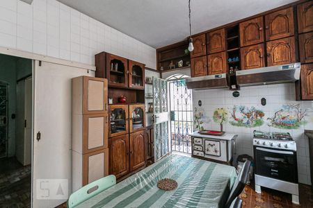 Casa à venda com 387m², 4 quartos e 2 vagasCozinha