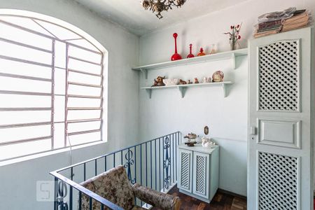 Casa à venda com 387m², 4 quartos e 2 vagasCorredor