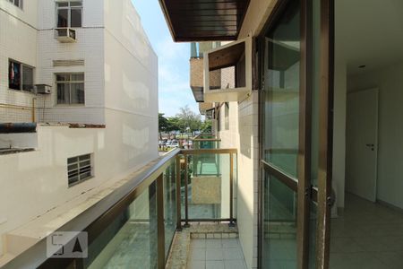 Apartamento para alugar com 85m², 2 quartos e 2 vagasVaranda - Suíte