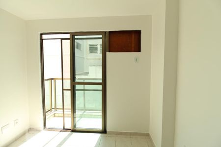 Apartamento para alugar com 85m², 2 quartos e 2 vagasQuarto