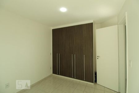 Apartamento para alugar com 85m², 2 quartos e 2 vagasQuarto