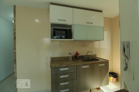 Apartamento para alugar com 85m², 2 quartos e 2 vagasCozinha