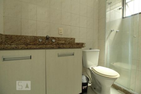 Apartamento para alugar com 85m², 2 quartos e 2 vagasBanheiro - Suíte