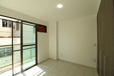 Apartamento para alugar com 85m², 2 quartos e 2 vagasQuarto