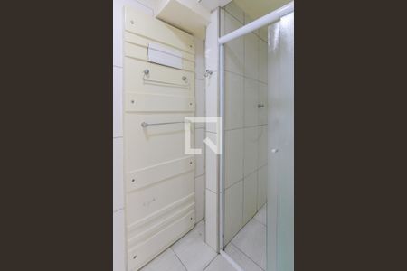 Apartamento para alugar com 47m², 2 quartos e 1 vaga Apartamento para alugar com 47m², 2 quartos e 1 vagaBanheiro