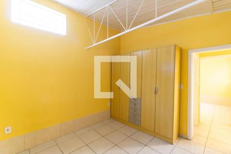 Quarto de casa à venda com 2 quartos, 150m² em Condomínio Maracanã, Santo André