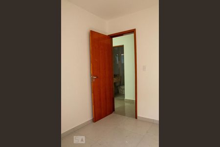 Quarto 2 de apartamento para alugar com 2 quartos, 52m² em Vila Gustavo, São Paulo