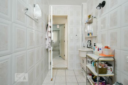 Apartamento à venda com 72m², 2 quartos e sem vagaBanheiro
