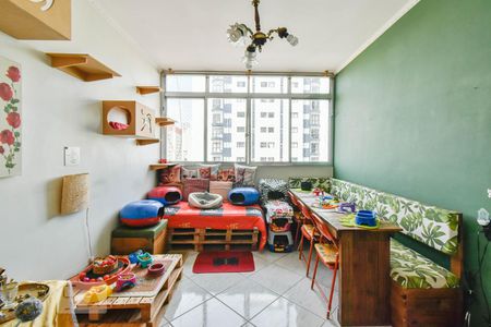 Apartamento à venda com 72m², 2 quartos e sem vagaSala