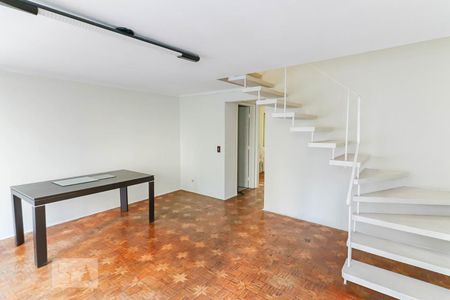 Sala de casa à venda com 3 quartos, 155m² em Vila Polopoli, São Paulo