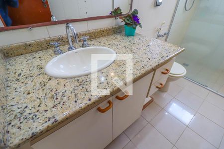Apartamento à venda com 129m², 3 quartos e 2 vagasBanheiro