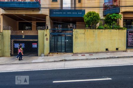 Apartamento à venda com 54m², 1 quarto e sem vagaFachada