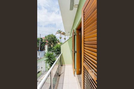 Casa à venda com 264m², 4 quartos e 4 vagasVaranda Suite 1